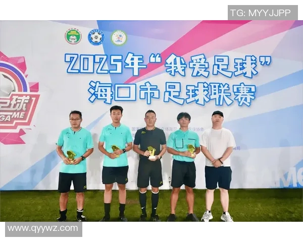 足球明星齐聚一堂精彩合影高清视频尽享足球盛宴与荣耀时刻