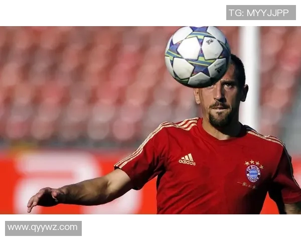 足球明星正脸高清照片集锦展现球场魅力与风采的完美瞬间